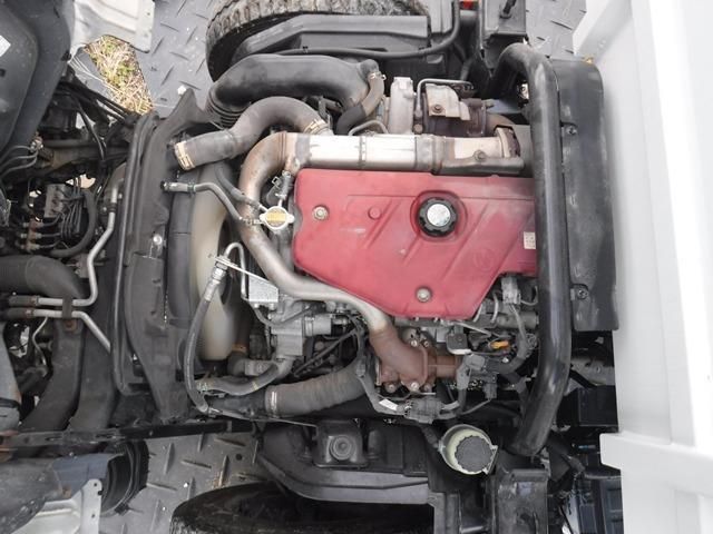 HINO DUTRO 2016 Image 31