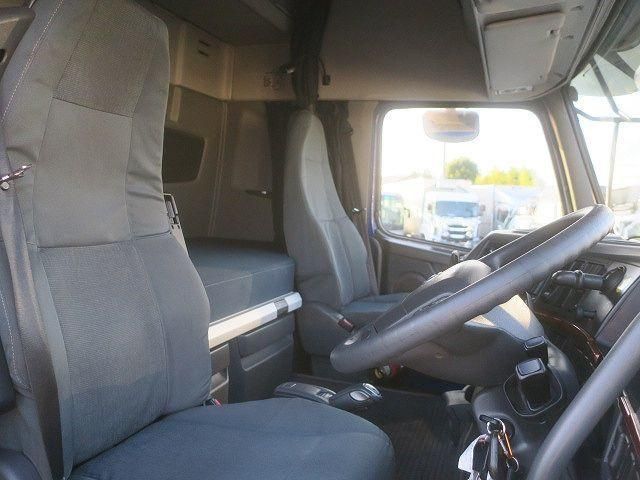 VOLVO FH 2014 Image 31