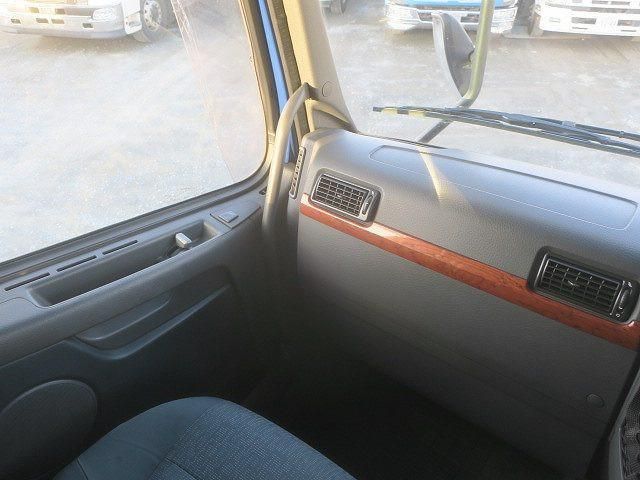 VOLVO FH 2014 Image 31