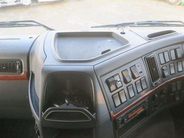 VOLVO FH 2014 Image 31