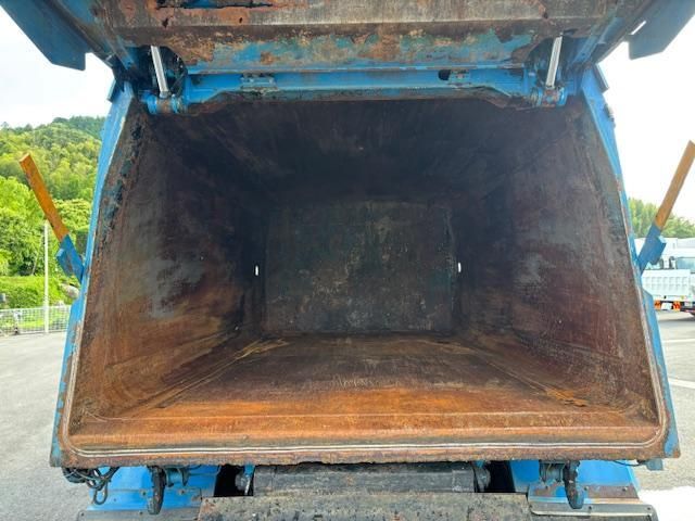 MITSUBISHI FUSOU FIGHTER 2016 Image 31