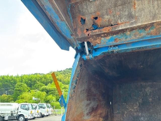 MITSUBISHI FUSOU FIGHTER 2016 Image 31