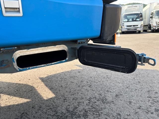 MITSUBISHI FUSOU FIGHTER 2016 Image 31