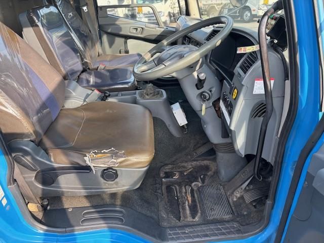 MITSUBISHI FUSOU FIGHTER 2016 Image 31