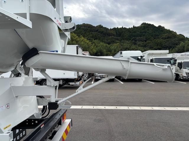 MITSUBISHI FUSOU FIGHTER 2025 Image 31