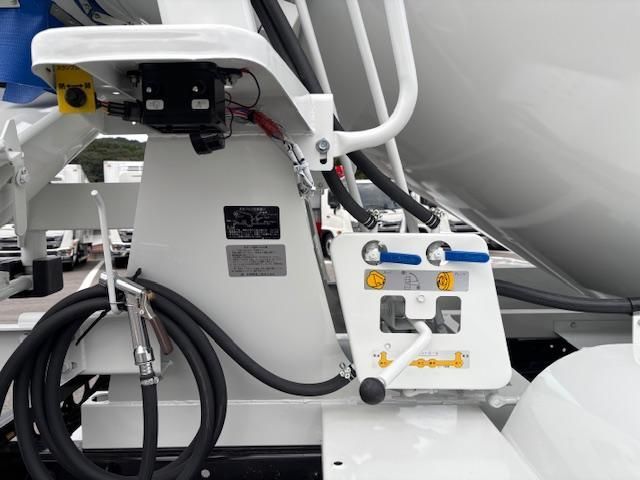 MITSUBISHI FUSOU FIGHTER 2025 Image 31