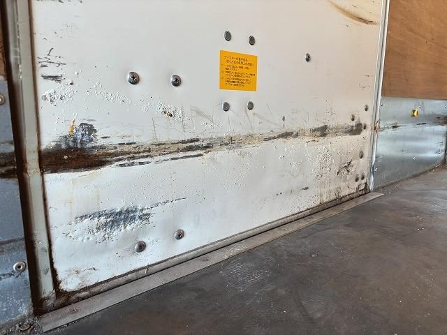 ISUZU ELF 2018 Image 31