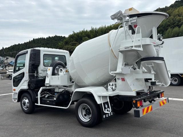 MITSUBISHI FUSOU FIGHTER 2025 Image 31