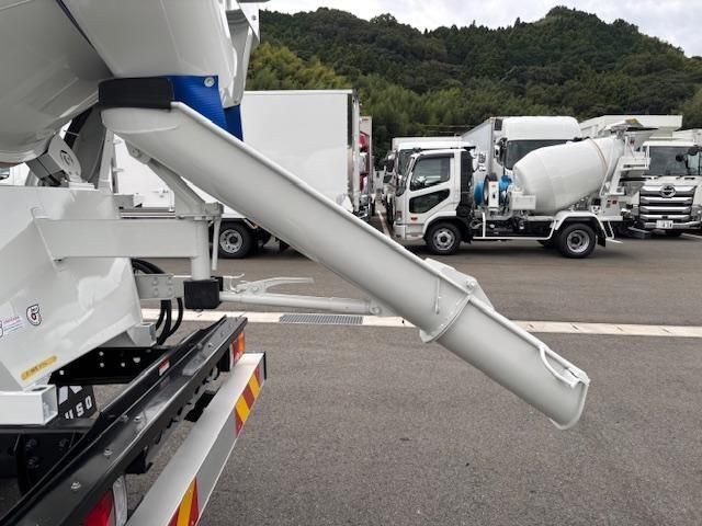 MITSUBISHI FUSOU FIGHTER 2025 Image 31