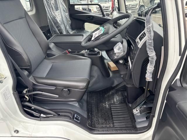 MITSUBISHI FUSOU FIGHTER 2025 Image 31