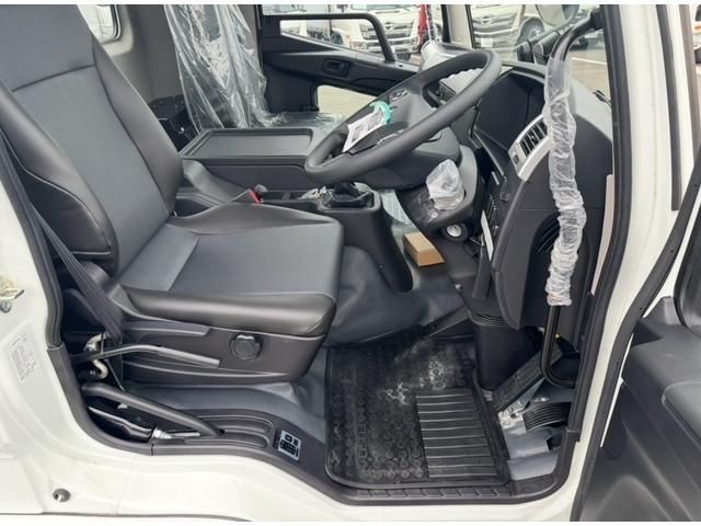 MITSUBISHI FUSOU FIGHTER 2025 Image 31