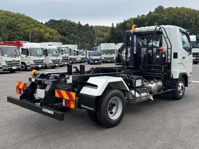 MITSUBISHI FUSOU FIGHTER 2025 Image 31