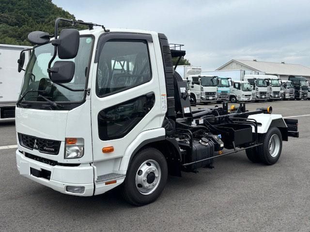 MITSUBISHI FUSOU FIGHTER 2025 Image 31