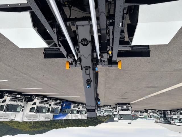 MITSUBISHI FUSOU FIGHTER 2025 Image 31