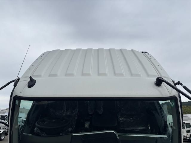 MITSUBISHI FUSOU FIGHTER 2025 Image 31