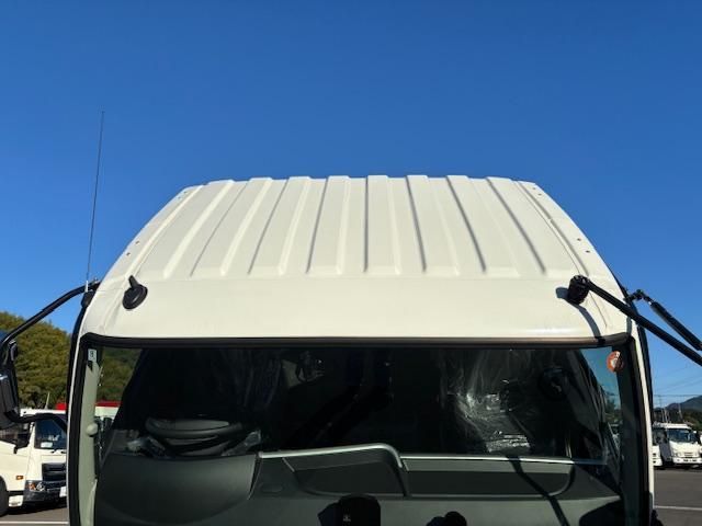 MITSUBISHI FUSOU FIGHTER 2025 Image 31