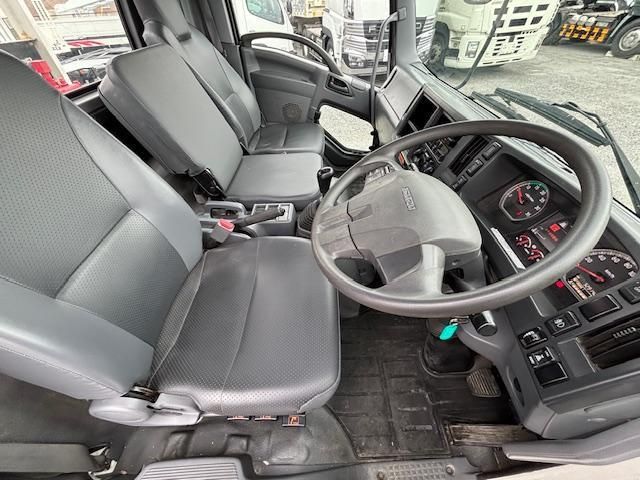 ISUZU FORWARD 2018 Image 31
