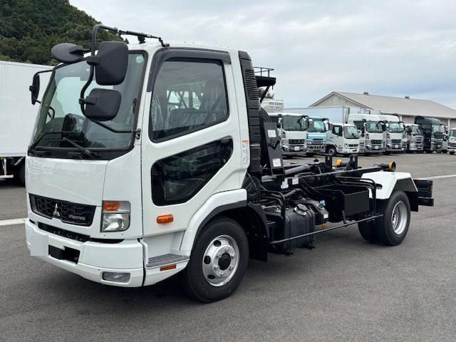 MITSUBISHI FUSOU FIGHTER 2025 Image 31