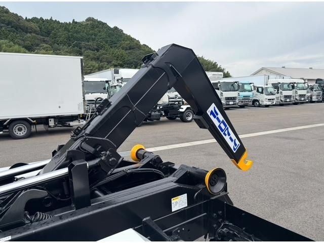 MITSUBISHI FUSOU FIGHTER 2025 Image 31