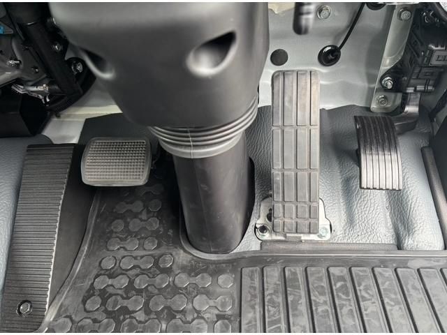 MITSUBISHI FUSOU FIGHTER 2025 Image 31