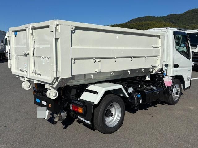 MITSUBISHI CANTER 2025 Image 31