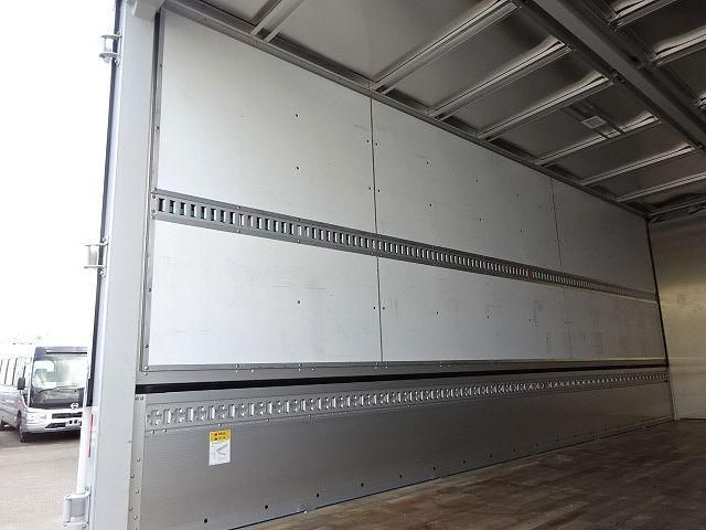 MITSUBISHI FUSOU FIGHTER 2024 Image 31