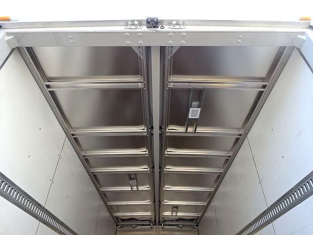 MITSUBISHI FUSOU FIGHTER 2024 Image 31