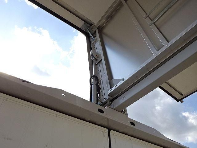 MITSUBISHI FUSOU FIGHTER 2024 Image 31