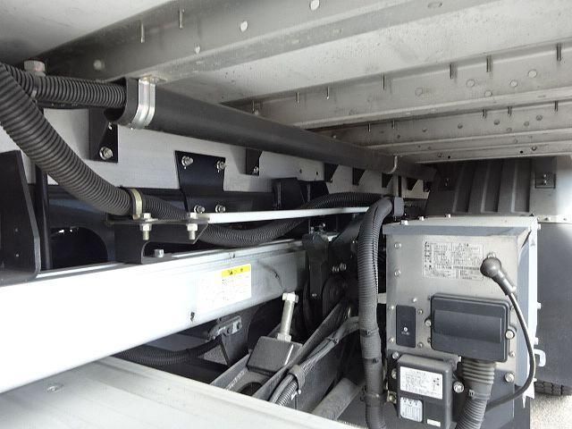 MITSUBISHI FUSOU FIGHTER 2024 Image 31