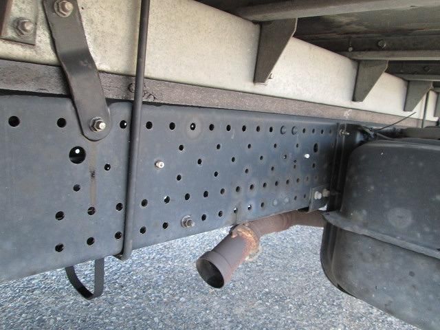 ISUZU ELF 2018 Image 31