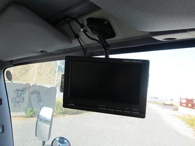 ISUZU ELF 2018 Image 31