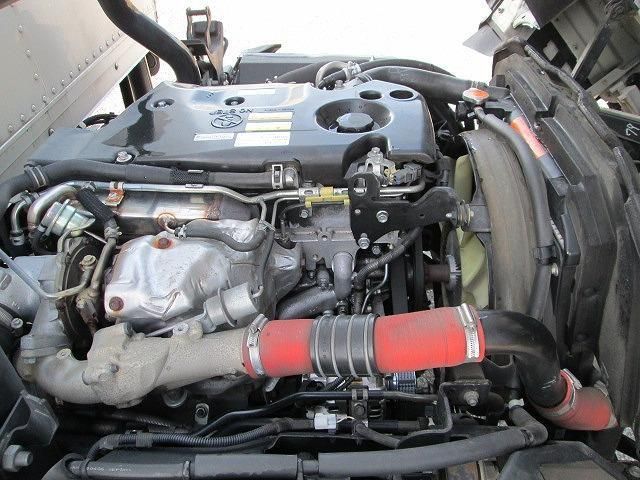 ISUZU ELF 2018 Image 31