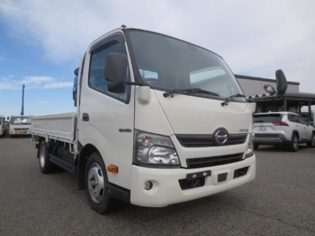 HINO DUTRO 2018 Image 31