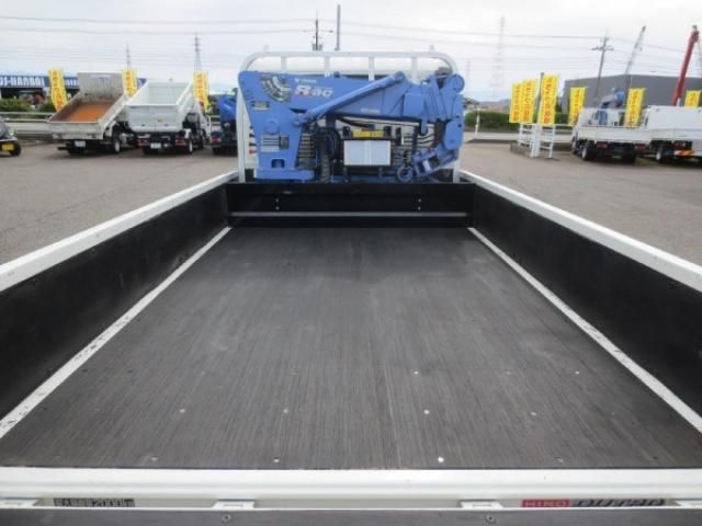 HINO DUTRO 2018 Image 31