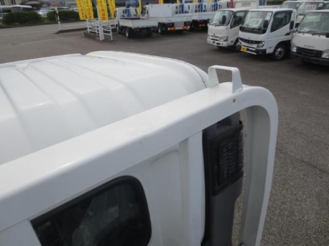 HINO DUTRO 2018 Image 31