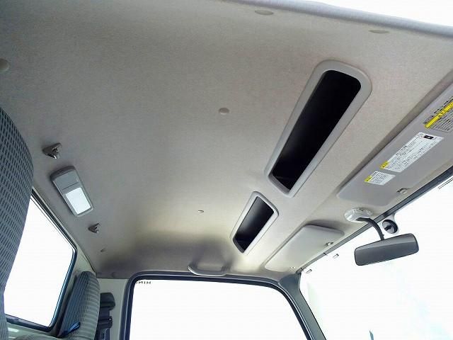 HINO DUTRO 2012 Image 31