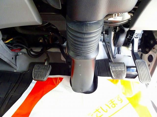 HINO DUTRO 2012 Image 31