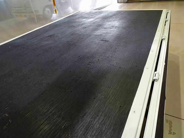 HINO DUTRO 2012 Image 31