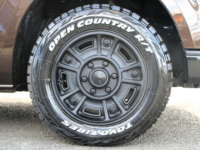 TOYOTA HIACE VAN 4WD 2023 Image 31