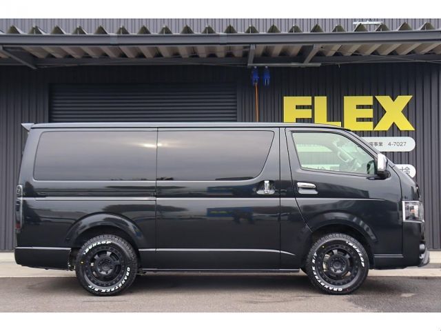 TOYOTA HIACE VAN 2WD 2022 Image 31