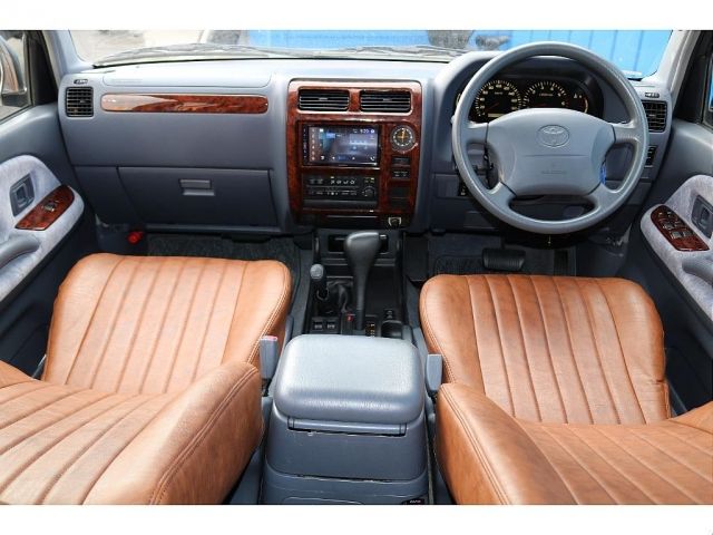 TOYOTA LANDCRUISER PRADO 2000 Image 31