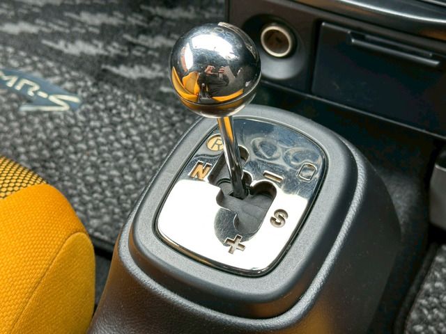 TOYOTA MR-S 2001 Image 31