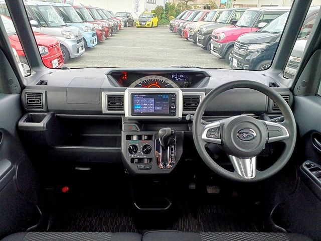 DAIHATSU WAKE 2015 Image 31