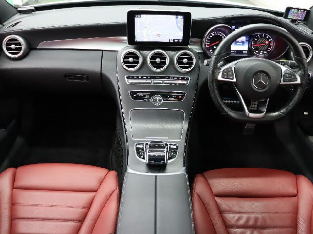 MERCEDES BENZ MERCEDES AMG C CLASS 2017 Image 31