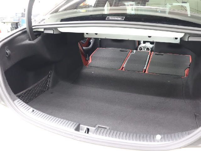 MERCEDES BENZ MERCEDES AMG C CLASS 2017 Image 31