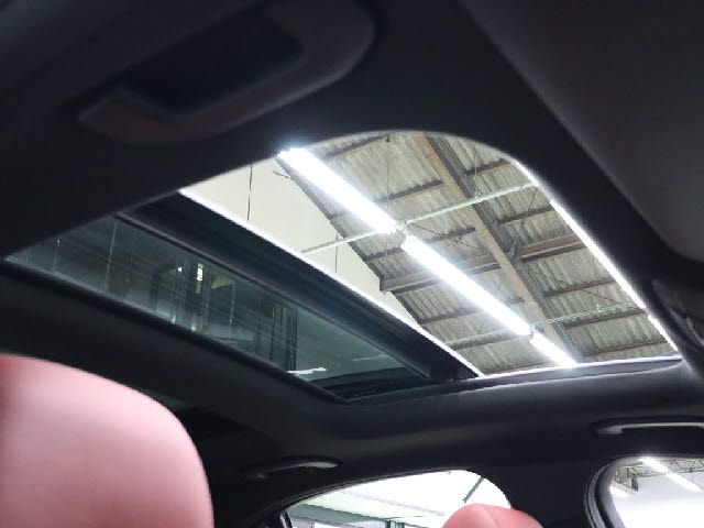 MERCEDES BENZ MERCEDES AMG C CLASS 2017 Image 31