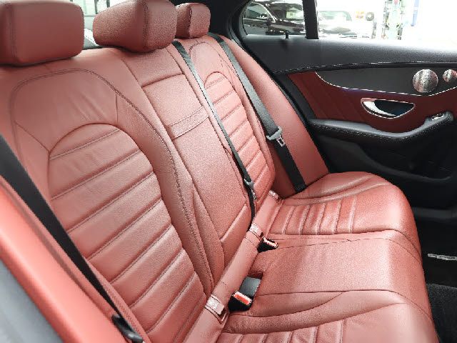 MERCEDES BENZ MERCEDES AMG C CLASS 2017 Image 31