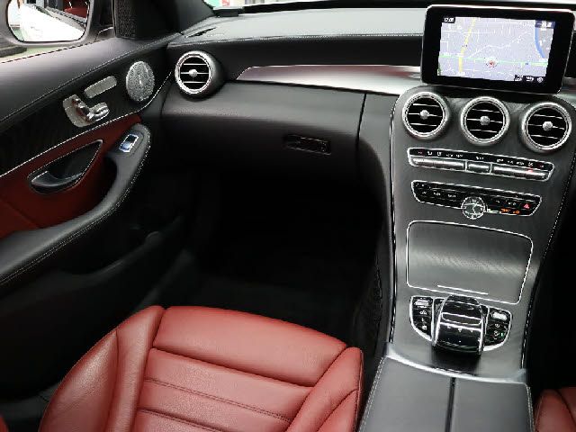 MERCEDES BENZ MERCEDES AMG C CLASS 2017 Image 31