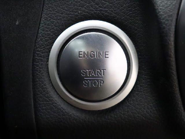 MERCEDES BENZ MERCEDES AMG C CLASS 2017 Image 31