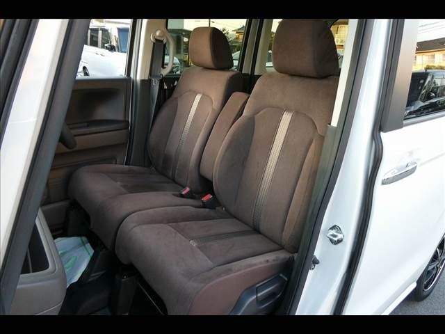 HONDA N BOX 2019 Image 31